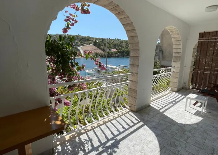 Апартаменты Seaside Anticevic